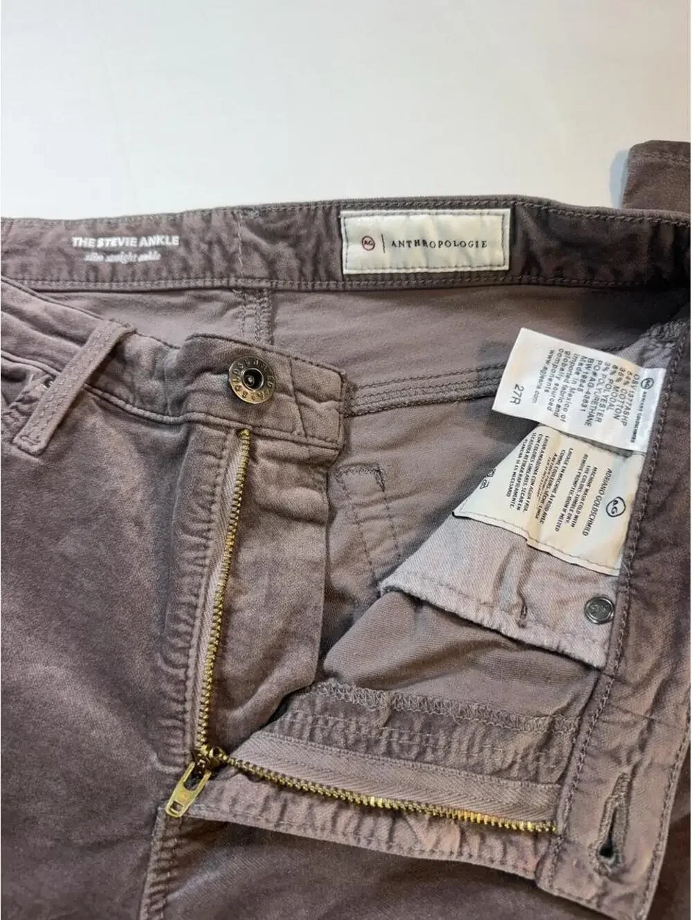 AG- Anthropologie The Stevie Ankle slim straight ankle pants